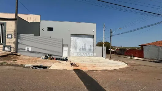 Galpão/Depósito/Armazém para alugar, 210m² no Jardim Itamarati, Botucatu