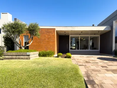 Casa com 4 Quartos à venda, 240m² no XANGRI-LÁ, Xangri-lá