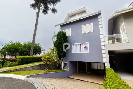 Casa de Condomínio com 4 Quartos para venda ou aluguel, 202m² no São Braz, Curitiba