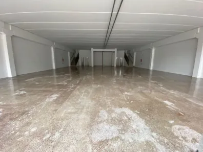 Sala Comercial para alugar, 375m² no Planalto, Brusque