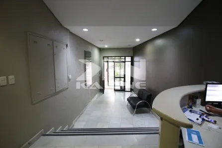 Sala Comercial à venda, 37m² no Floresta, Porto Alegre