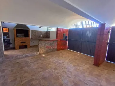 Casa com 3 Quartos para venda ou aluguel, 250m² no Jardim Cruzeiro do Sul, Bauru