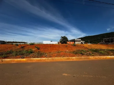 Lote/Terreno à venda, 407m² no Ibituruna, Montes Claros