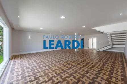 Casa com 4 Quartos à venda, 334m² no Planalto Paulista, São Paulo
