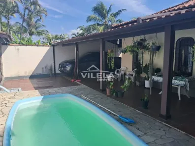 Casa com 4 Quartos à venda, 250m² no Jardim Britânia, Caraguatatuba