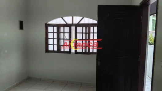 Casa com 2 Quartos para alugar, 90m² no Vila Harmonia, Guarulhos