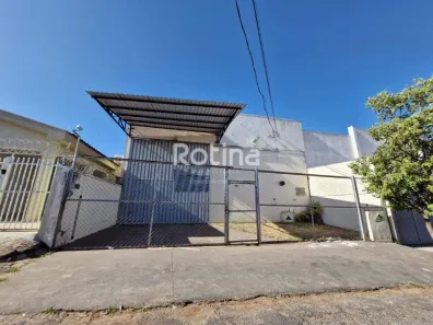 Galpão/Depósito/Armazém para alugar, 300m² no Tibery, Uberlândia