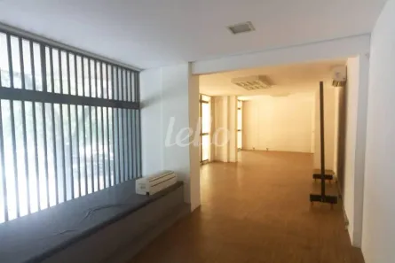 Sala Comercial para alugar, 225m² no Sumarezinho, São Paulo