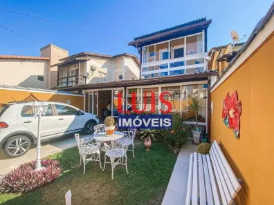Casa de Condomínio com 3 Quartos à venda, 190m² no Badu, Niterói
