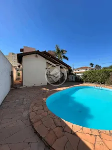 Casa com 4 Quartos à venda, 225m² no Jardim das Américas, Cuiabá