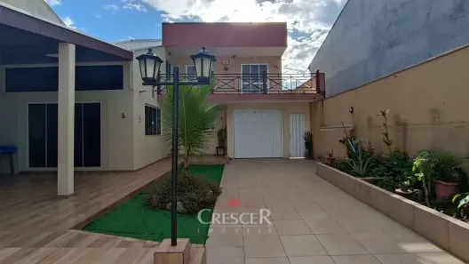 Sobrado com 6 Quartos à venda, 232m² no Flamingo, Matinhos