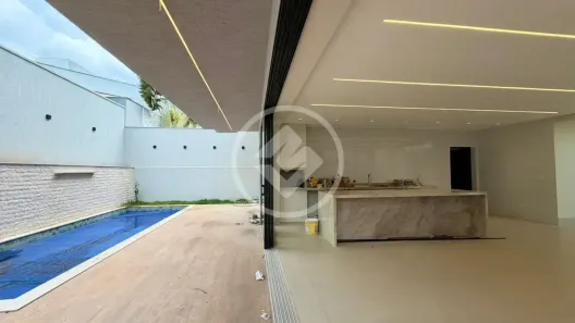 Casa de Condomínio com 3 Quartos à venda, 301m² no Jardins Valência, Goiânia