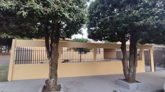 Casa com 4 Quartos à venda, 360m² no Conjunto Residencial Nova Olinda, Campo Grande