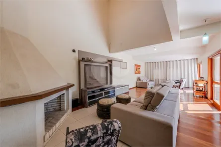 Casa com 4 Quartos à venda, 273m² no Ipanema, Porto Alegre