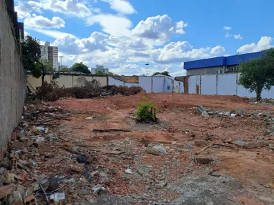 Lote/Terreno à venda, 896m² no Parque Oeste Industrial, Goiânia