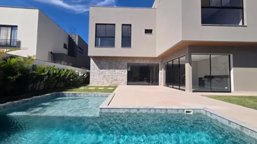 Casa de Condomínio com 3 Quartos à venda, 370m² no Jacuhy, Serra