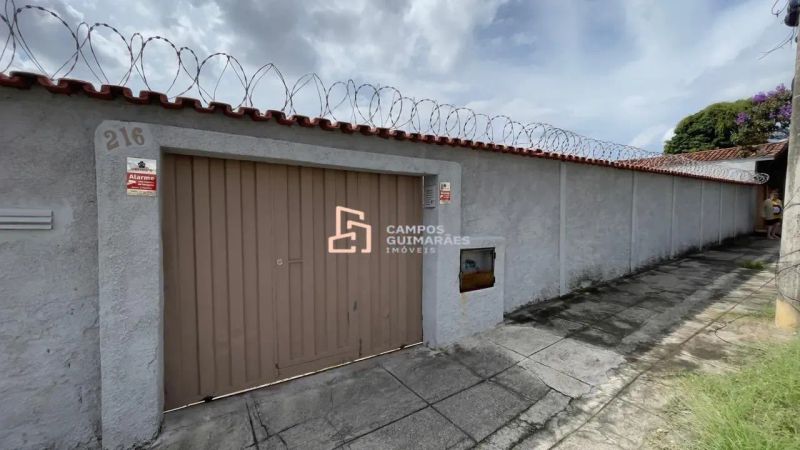 Casa com 3 quartos — Glória, Belo Horizonte
