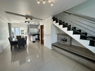 Sobrado com 3 Quartos à venda, 175m² no Estância Velha, Canoas