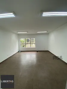 Sala Comercial à venda, 39m² no Navegantes, Porto Alegre