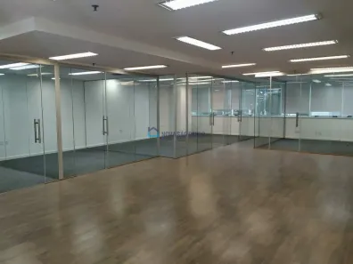 Prédio Comercial para alugar, 216m² no Vila Olímpia, São Paulo