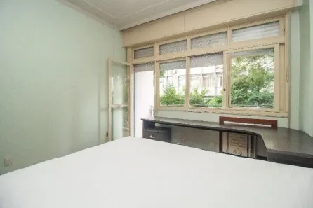Apartamento com 3 Quartos para alugar, 130m² no Bom Fim, Porto Alegre