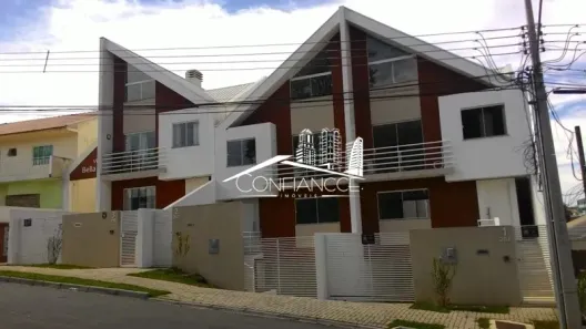 Casa de Condomínio com 4 Quartos à venda, 197m² no Pilarzinho, Curitiba