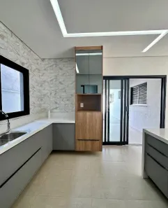 Casa de Condomínio com 3 Quartos para alugar, 250m² no Parque Ortolândia, Hortolândia