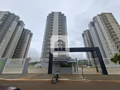 Apartamento com 2 Quartos para alugar, 52m² no Novo Mundo, Uberlândia