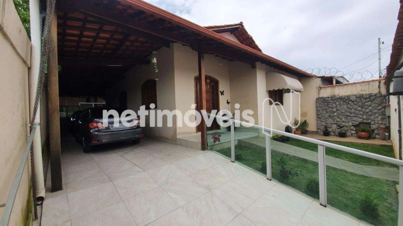 Casa com 3 quartos — Floramar, Belo Horizonte