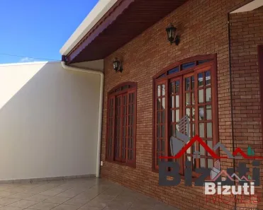 Casa com 3 Quartos para venda ou aluguel, 200m² no Jardim da Fonte, Jundiaí
