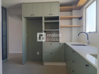 Apartamento com 3 Quartos para alugar, 117m² no Centro, Florianópolis
