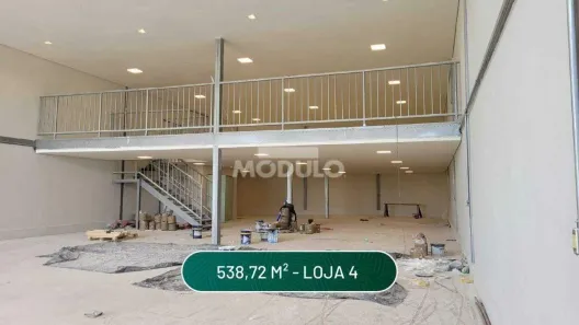 Galpão/Depósito/Armazém à venda, 359m² no Segismundo Pereira, Uberlândia