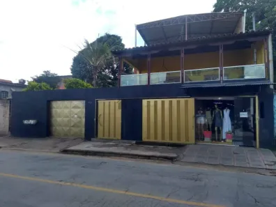 Casa com 3 Quartos à venda, 380m² no Retiro, Contagem