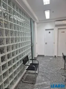 Sala Comercial à venda, 28m² no Perdizes, São Paulo