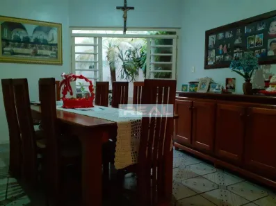 Casa com 3 Quartos à venda, 208m² no Jardim dos Calegaris, Paulínia