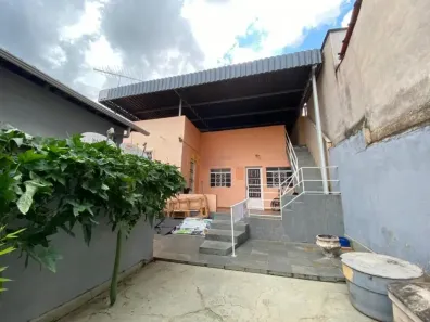 Casa com 3 Quartos à venda, 73m² no Novo Progresso, Contagem