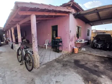 Casa com 2 Quartos à venda, 300m² no Independência, Aparecida de Goiânia