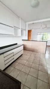 Casa com 2 Quartos à venda, 135m² no Jardim Imagawa, Londrina