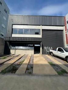 Galpão/Depósito/Armazém para alugar, 300m² no Santa Fé, Caxias do Sul