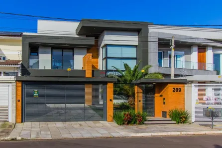 Casa de Condomínio com 3 Quartos à venda, 280m² no Marechal Rondon, Canoas