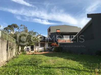 Casa com 2 Quartos à venda, 300m² no Vila Ipiranga, Porto Alegre