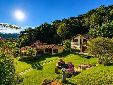 Casa de Condomínio com 4 Quartos à venda, 800m² no Vargem Grande, Teresópolis