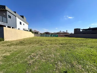 Lote/Terreno à venda, 519m² no Alphaville, Bauru