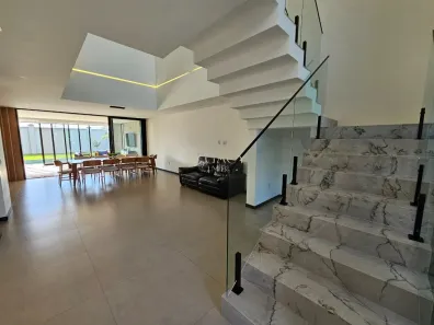 Casa com 4 Quartos à venda, 557m² no Jacuhy, Serra