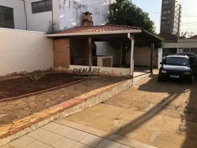 Sobrado com 4 Quartos à venda, 250m² no Centro, Indaiatuba