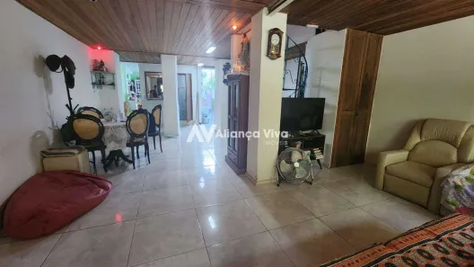 Casa de Condomínio com 3 Quartos à venda, 185m² no Jardim Botânico, Rio de Janeiro