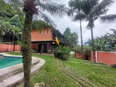 Casa de Condomínio com 3 Quartos para alugar, 320m² no Vargem Grande, Rio de Janeiro