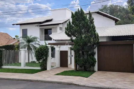 Sobrado com 4 Quartos para alugar, 297m² no Jardim La Salle, Toledo