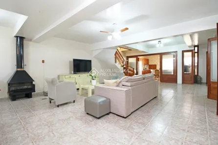 Casa com 3 Quartos à venda, 292m² no Vila Ipiranga, Porto Alegre