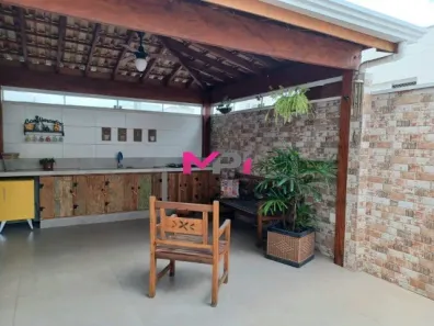 Sobrado com 4 Quartos à venda, 160m² no Engordadouro, Jundiaí
